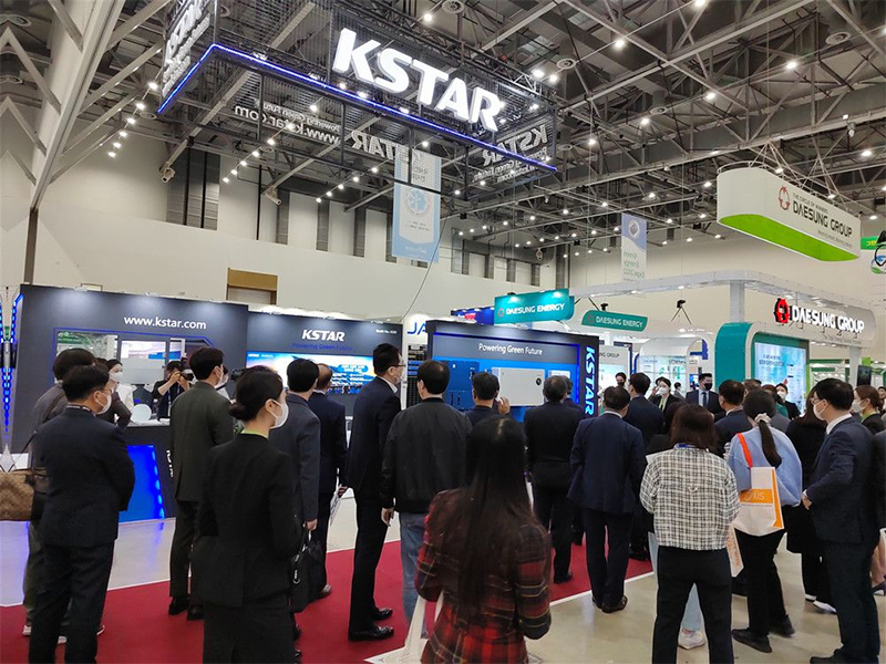 KSTAR Wechselrichter glänzen auf der Green Energy Expo
